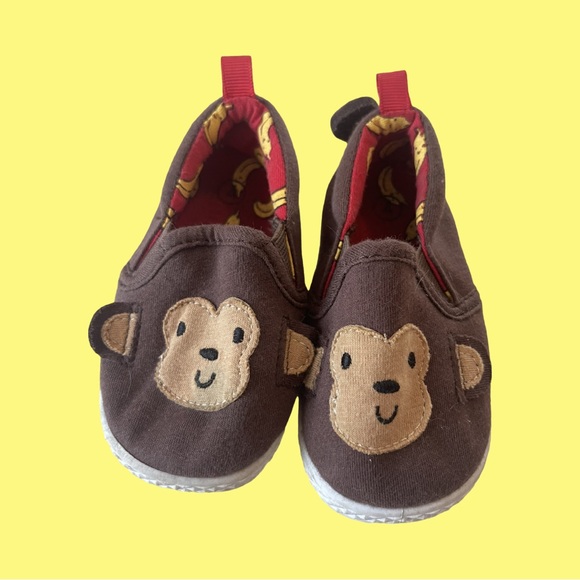 Other - Monkey Baby Shoes with cute tail